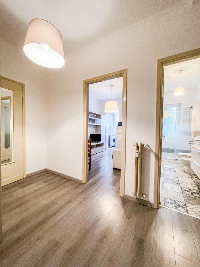 Myhouse Inn Marche - Affitti Brevi Italia Турин Екстер'єр фото
